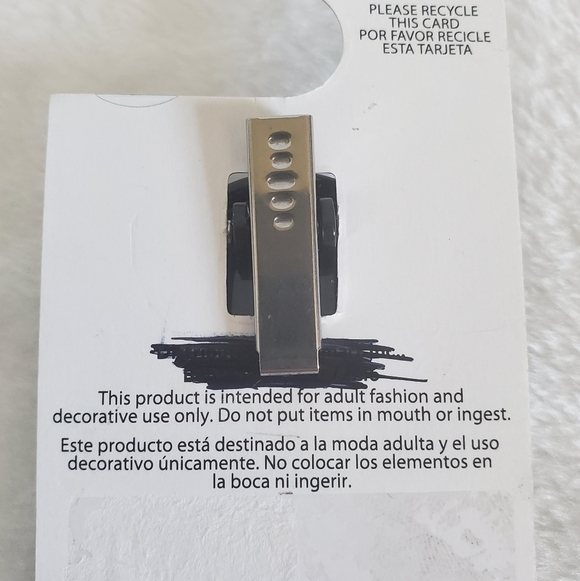 Free Spirit Retractable Arrow Bling Rhinstone Embellished ID Badge Reel NWT - Picture 8 of 9